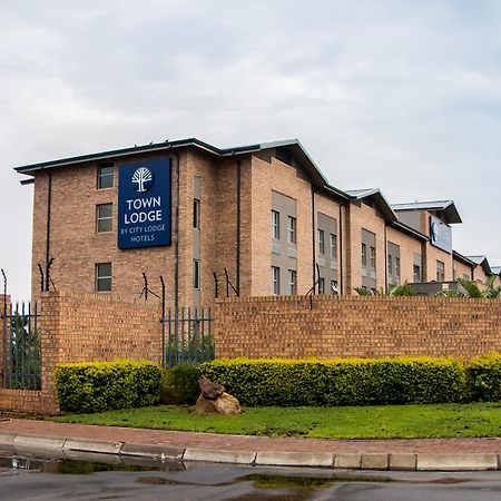 Town Lodge Gaborone Exterior photo