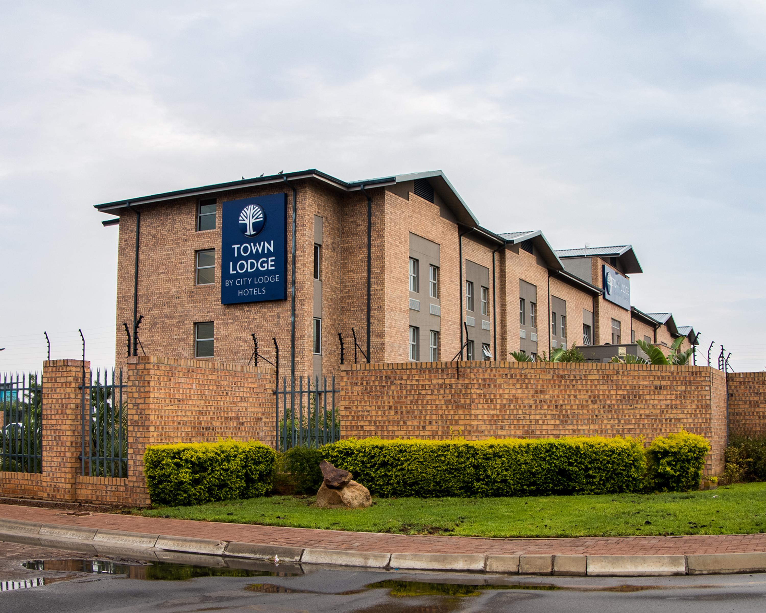 Town Lodge Gaborone Exterior photo