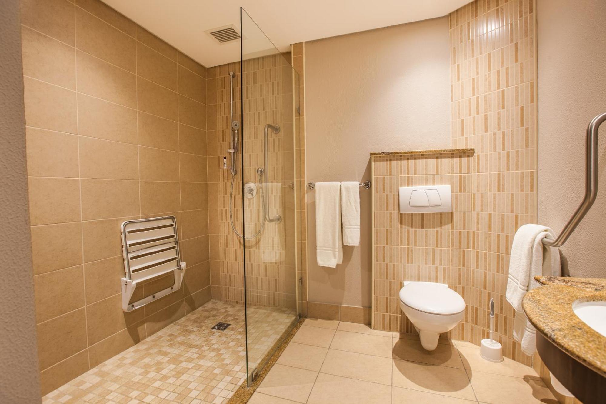 Town Lodge Gaborone Room photo